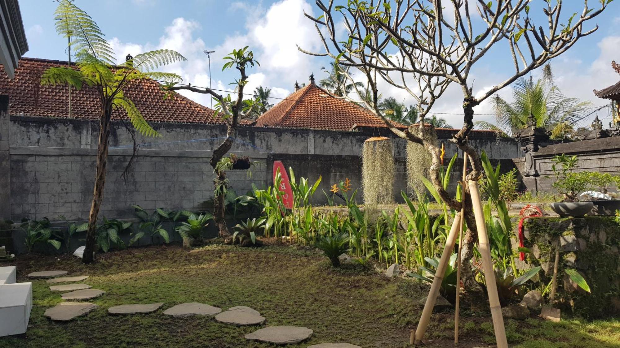 Ari Guest House Undisan Exterior photo